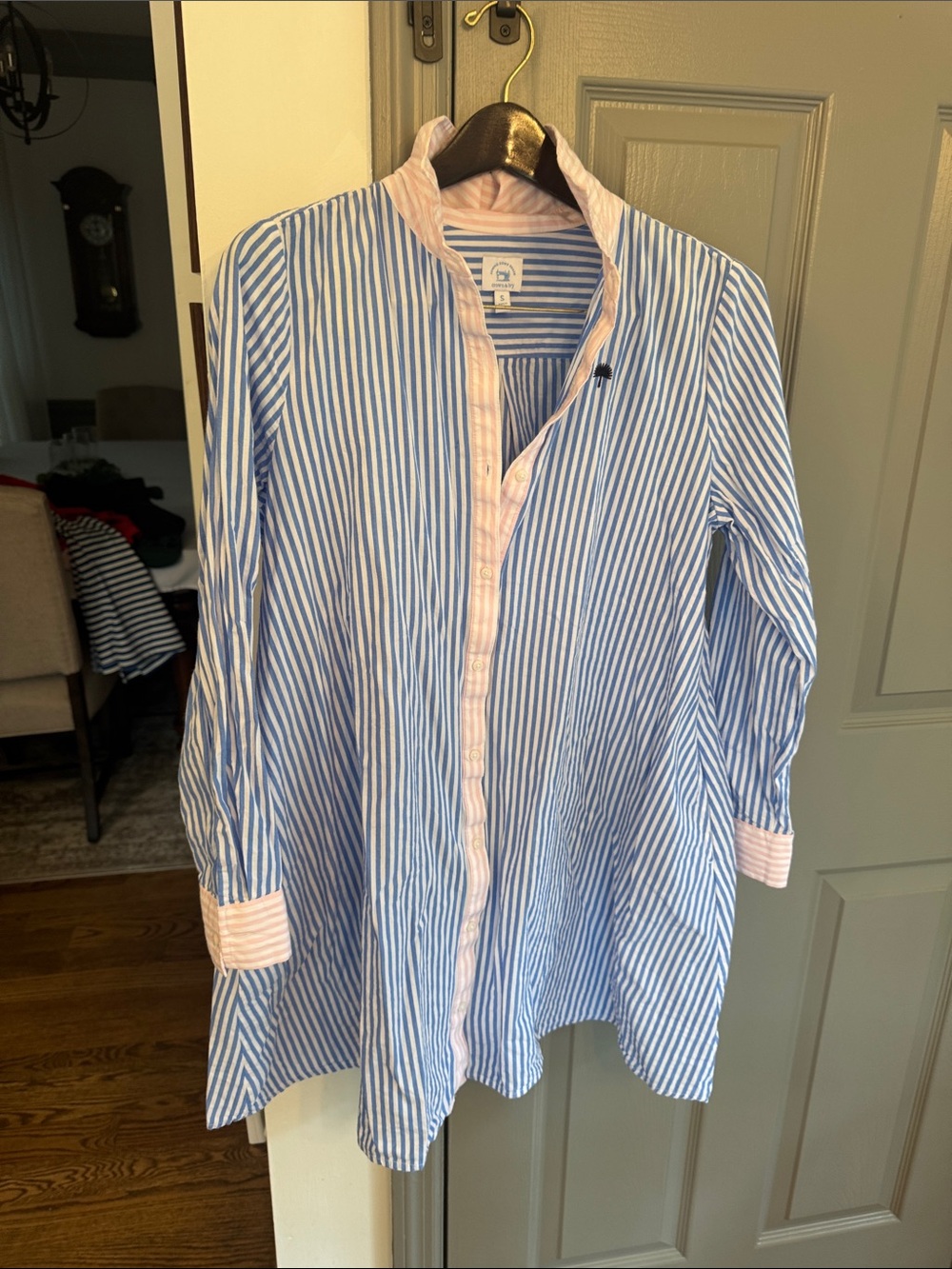 Sewing down south Blue & Pink Striped Casual Button-Down Shirt